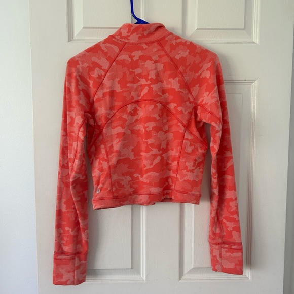 Lululemon Crop Half Zip Sweater, Sz 8 - Picture 4 of 5